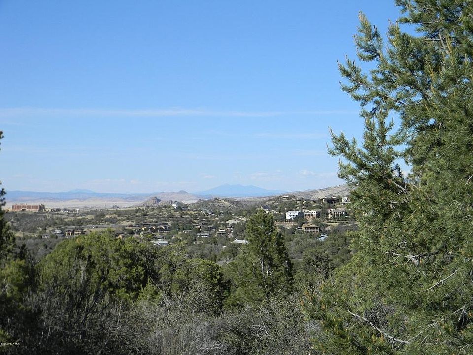 1st image of 909 Daybreak Dr