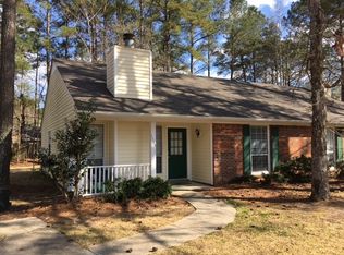 1613 Jamestown Ct, New Bern, NC 28562