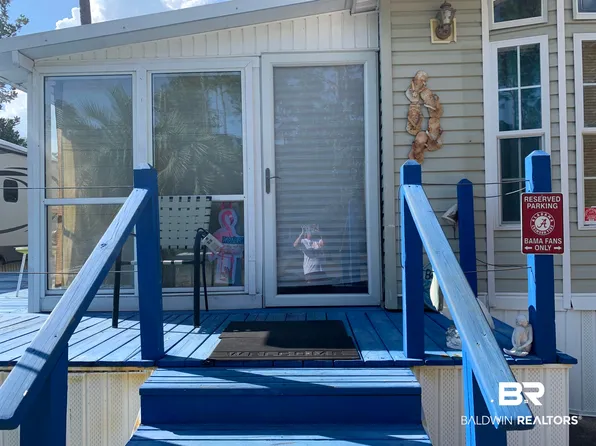 367 Buena Vista Dr, Lillian, AL 36549