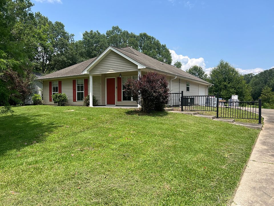 1st image of 39582 Gayle Rd