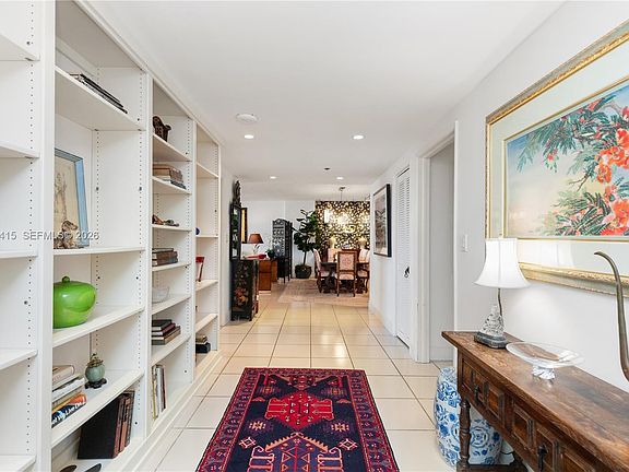 2nd image of 1581 Brickell Ave APT 903