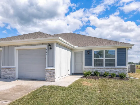 641 Fall Meadow Ln, Belton, MO 64012