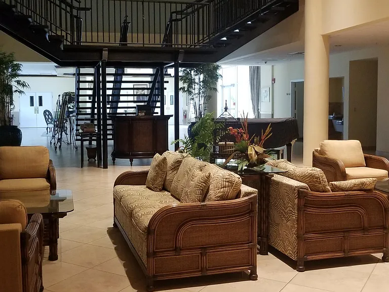 2400 NE 1st Ln #206 — Photo 29