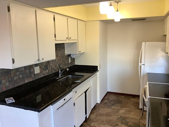 4th image of 19858 N Star Ridge Dr #1