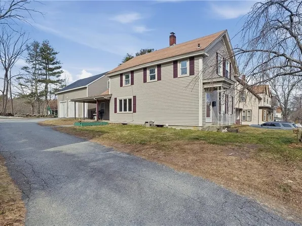 32 Broad St, Pascoag, RI 02859
