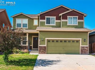 10406 Abrams Dr, Colorado Springs, CO 80925