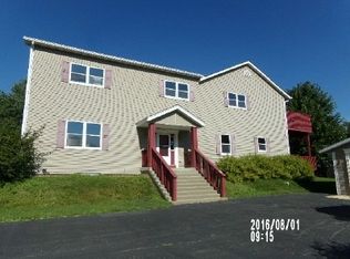 382 South Ave, Hampshire, IL