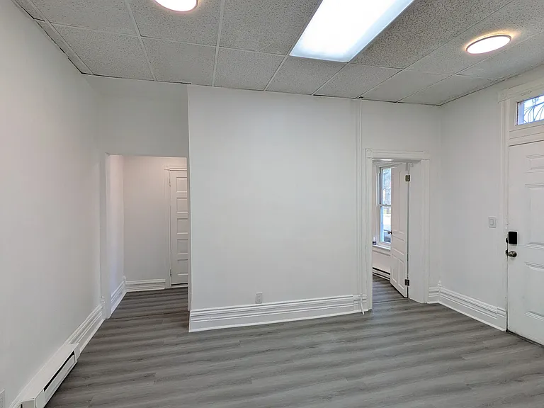 628 N 6th St #5 — Photo 3