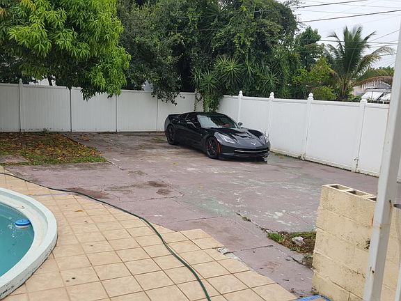 Back with plenty of Parking