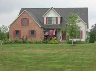 4679 Meadowgrove Dr NW, Carroll, OH 43112