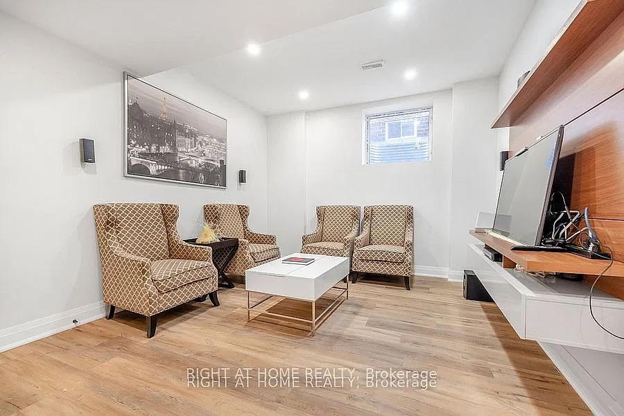 1 bed, $1,775 — Photo 2