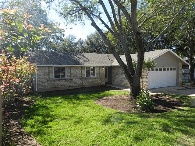1st image of 907 Hill Wood Dr