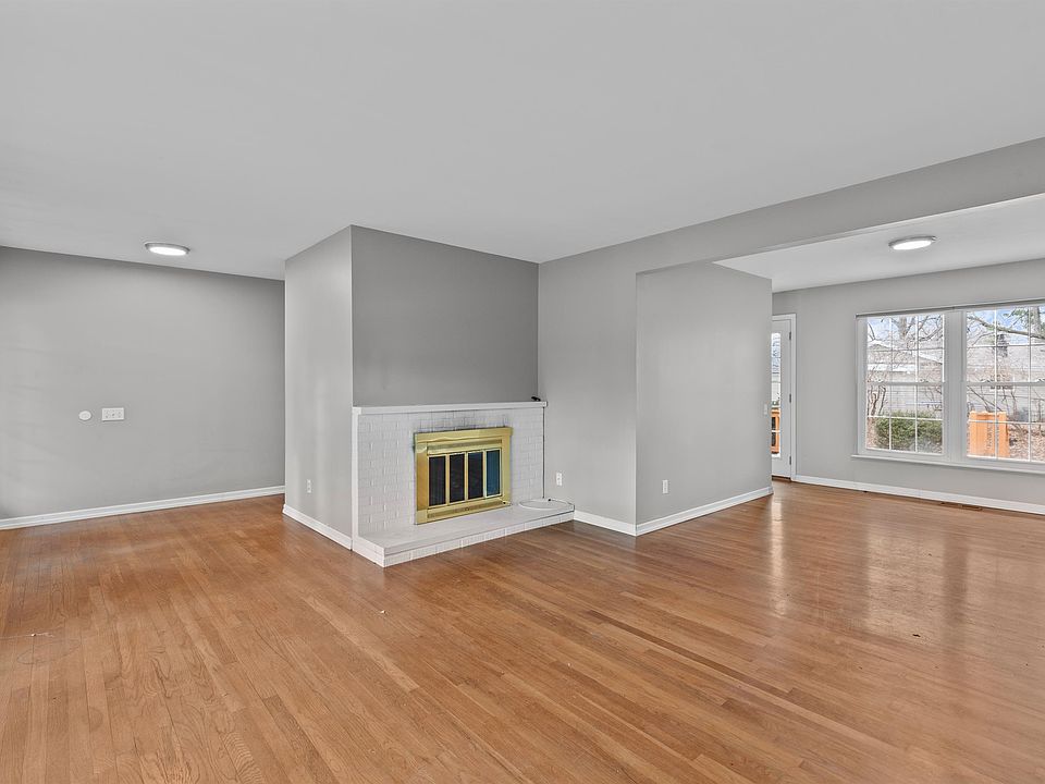 1st image of 12645 Markaire Dr