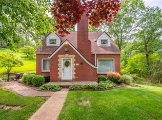 1001 W Sutter Rd, Glenshaw, PA 15116