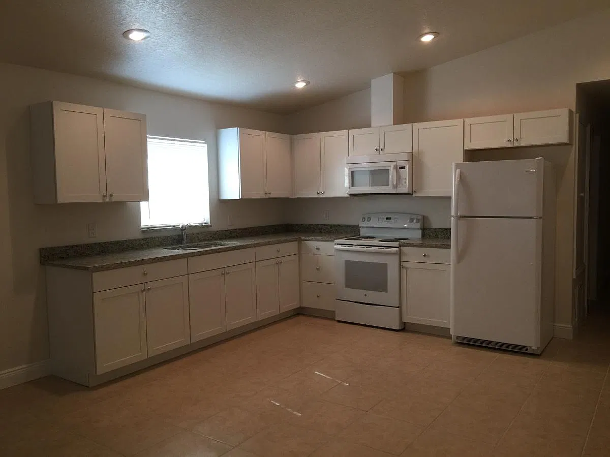 1301 Park Street — Photo 3