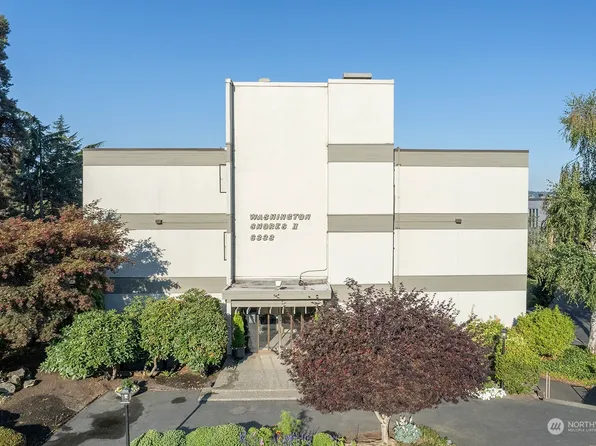6333 Lake Washington Boulevard NE #208, Kirkland, WA 98033