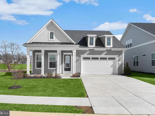 85 Quiet Creek Dr, Gettysburg, PA 17325