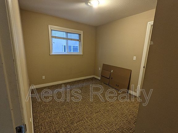 5th image of 320 E 63rd Ave #1
