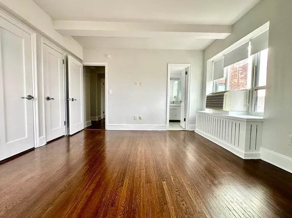 1080 Amsterdam Avenue image 13 of 31