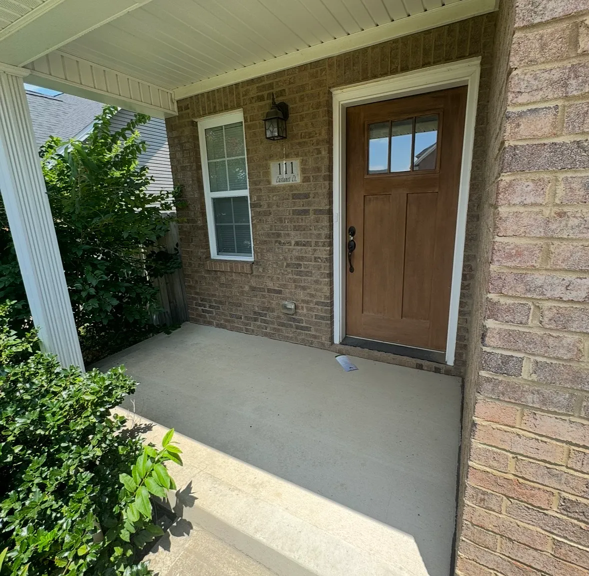 3 bed, 2.5 bath, 1715 sqft, $2,000 — Photo 3