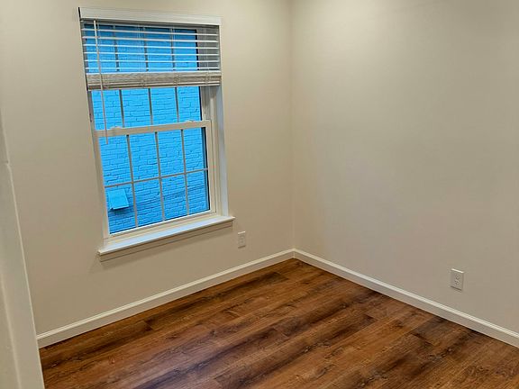 3rd image of 4704 Abbott Ave APT 107