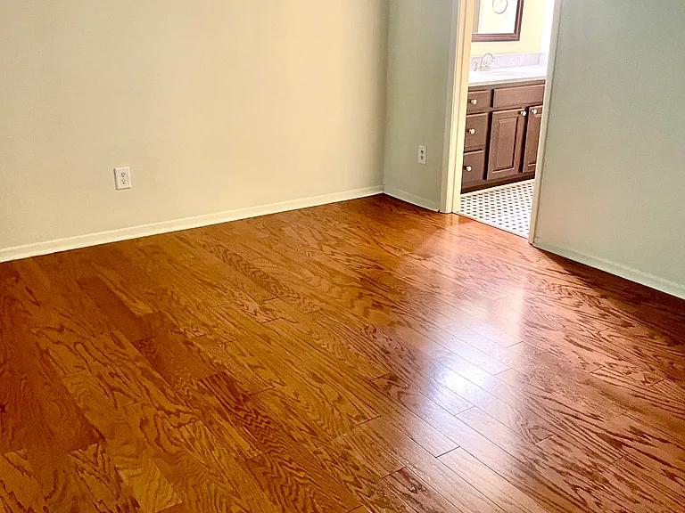 702 Tuxworth Cir — Photo 10