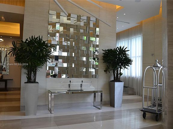 3rd image of 999 SW 1st Ave APT 3117