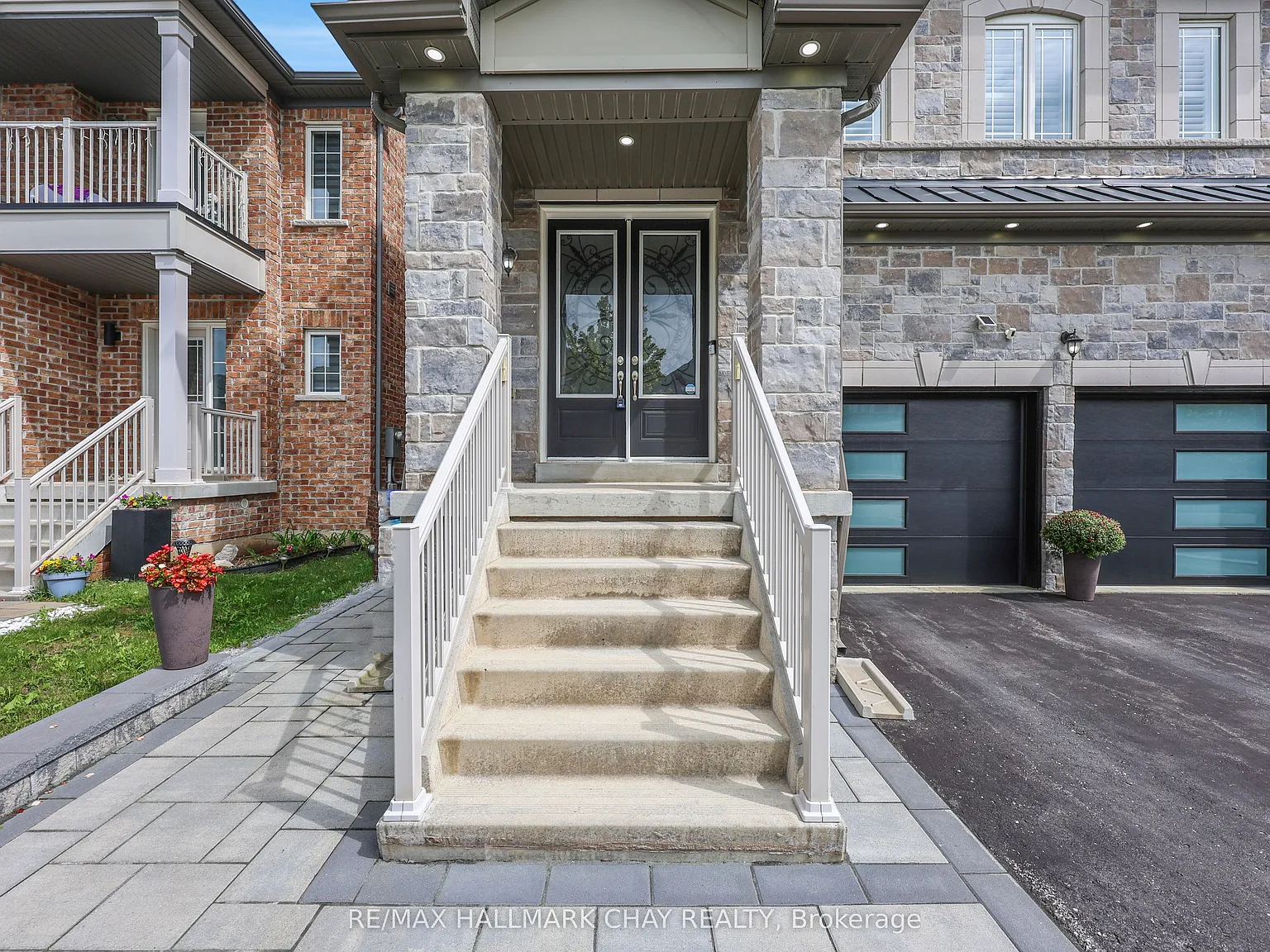 3 bed, $2,800 — Photo 2