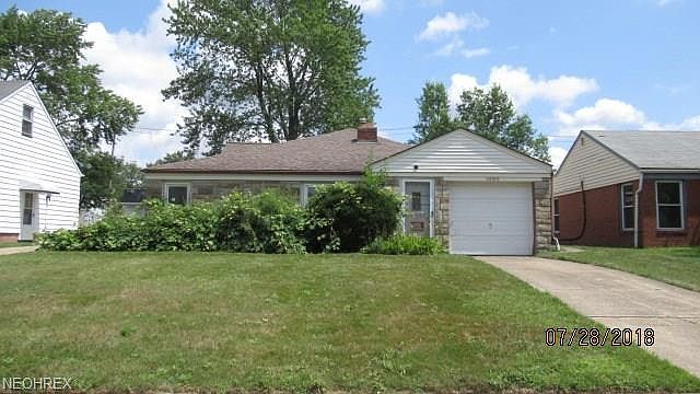 1st image of 1699 Longwood Dr