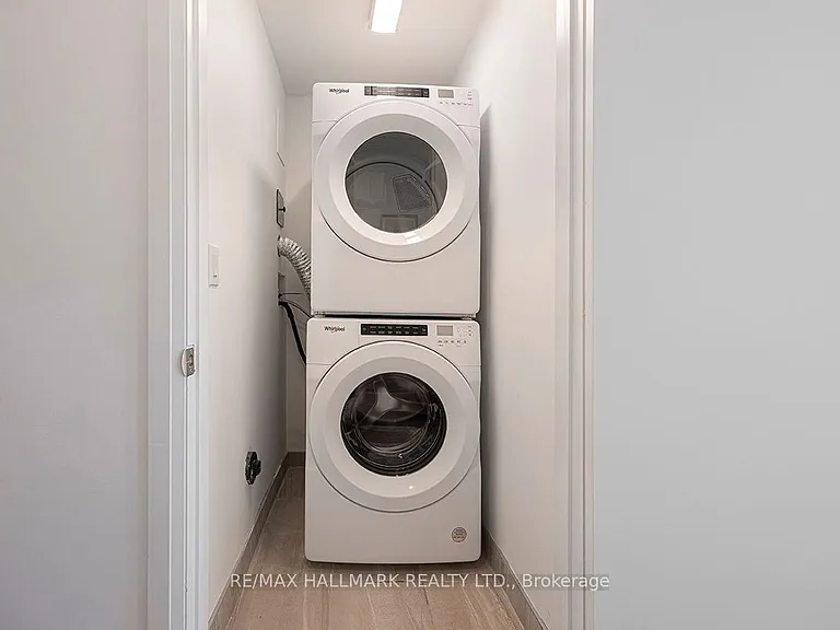 15 Brenthall Ave #6 — Photo 7