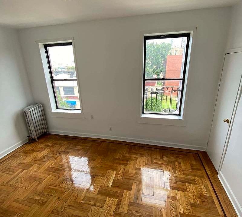 1st image of 690 Rogers Ave APT 3