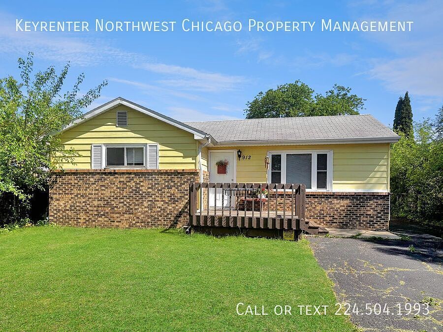1st image of 912 Oakwood Dr