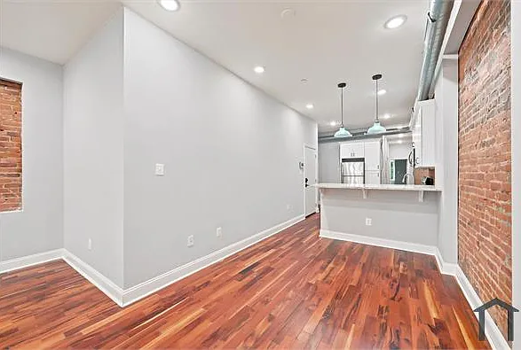 3220 W Diamond St #2 — Photo 6