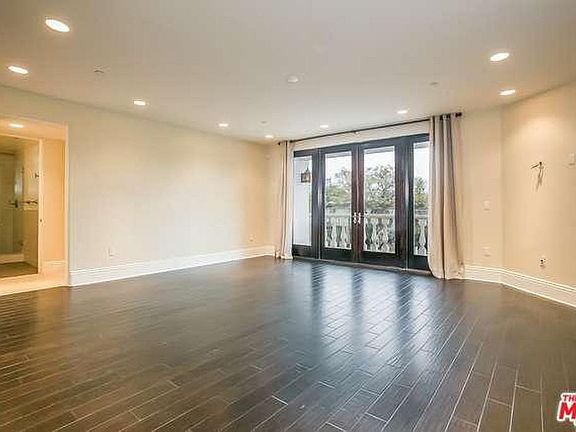 3rd image of 11715 Chenault St Unit 301