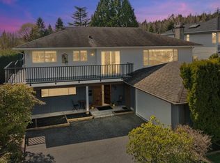 739 E 26th St, North Vancouver, BC V7K 1A3