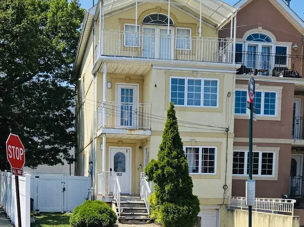901 Dean Avenue, Bronx, NY 10465