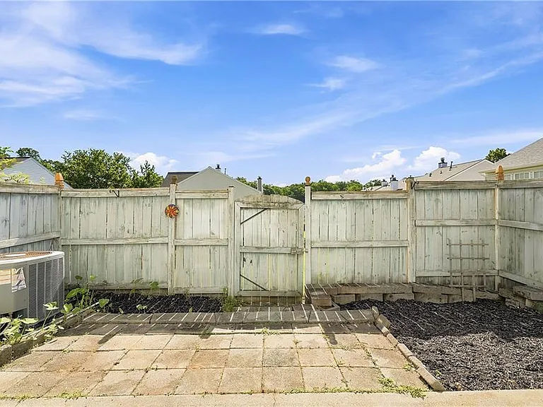 1130 Kilmington Ct — Photo 23