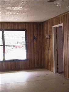 2nd image of 1215 Schulze Dr
