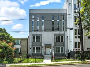 2109 M St NE #8, Washington, DC 20002