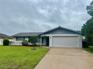1704 Palm St, Sebring, FL 33870