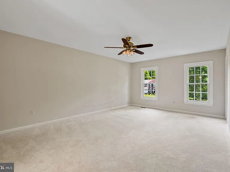 6506 Bellamine Ct — Photo 17