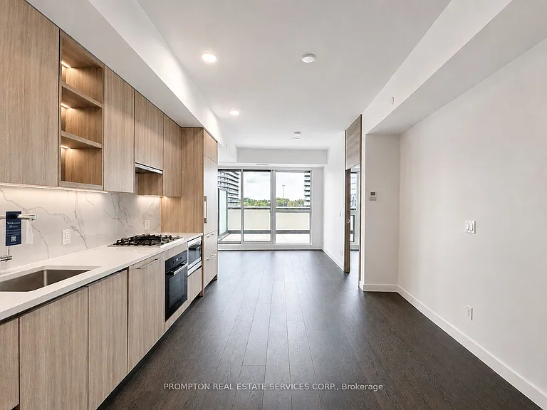 68 Esther Shiner Blvd #569 — Photo 3