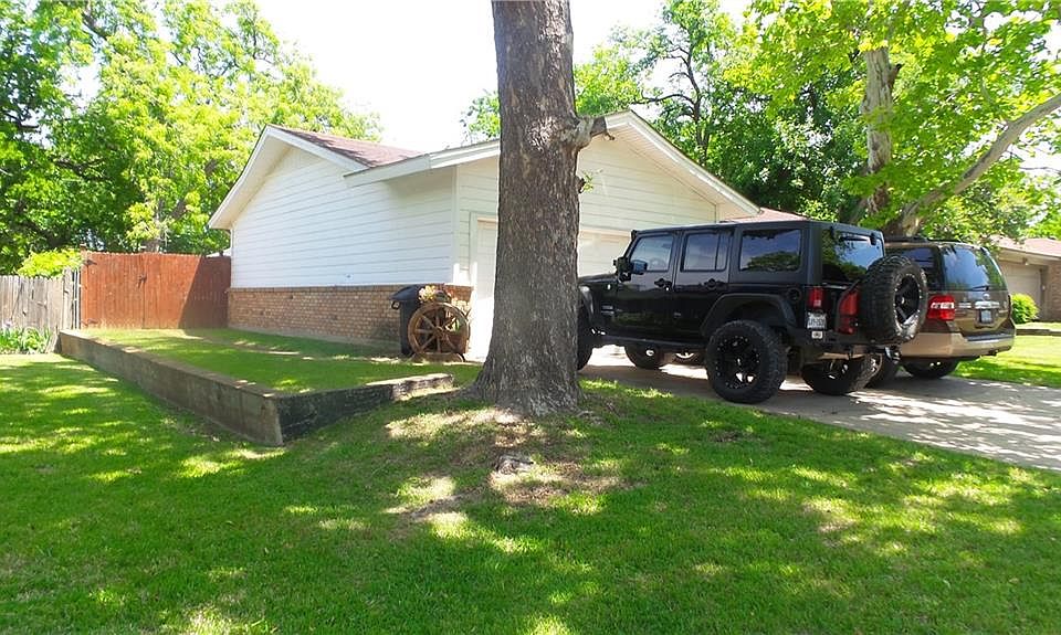 1st image of 1105 Coke Dr