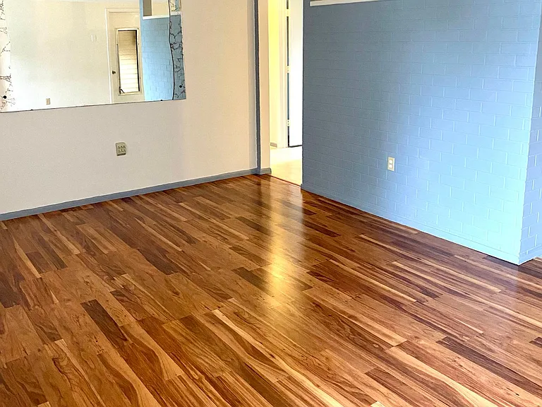 3341 Jarvis St — Photo 15