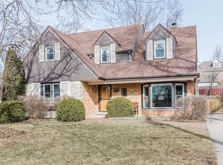 1304 Walker St, Western Springs, IL 60558