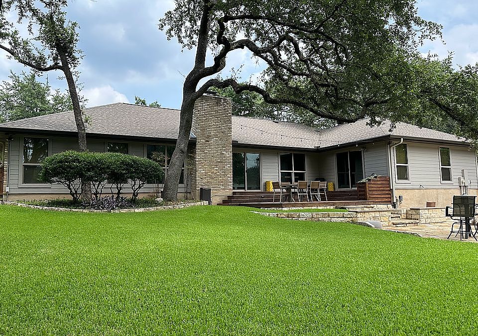 2nd image of 1303 Shannon Oaks Trl