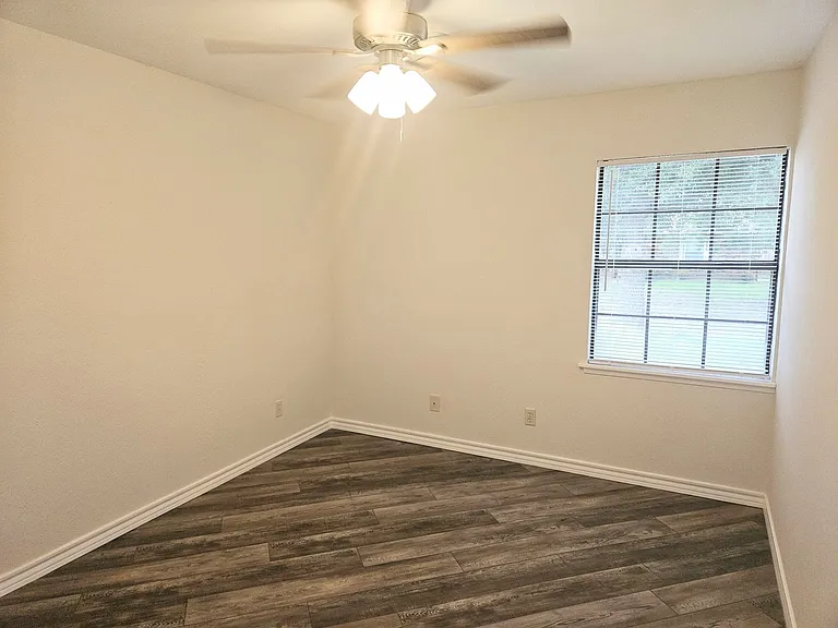 6908 Sunflower Cir N — Photo 16