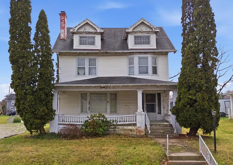 1st image of 115 College Ave