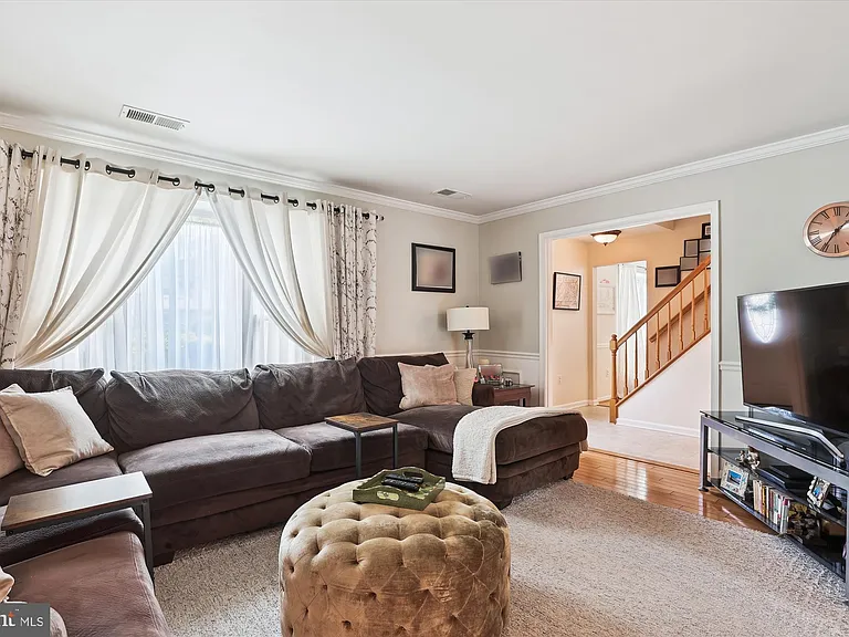 4555 Lantern Pl — Photo 15