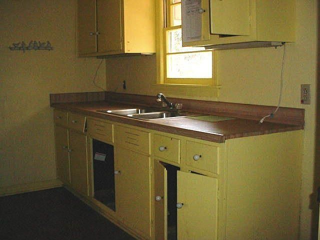 2nd image of 4101 N Sterling Ave